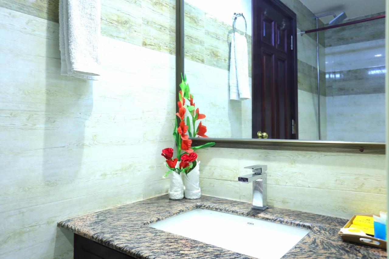 Rachna Hotel Gujranwala Екстериор снимка